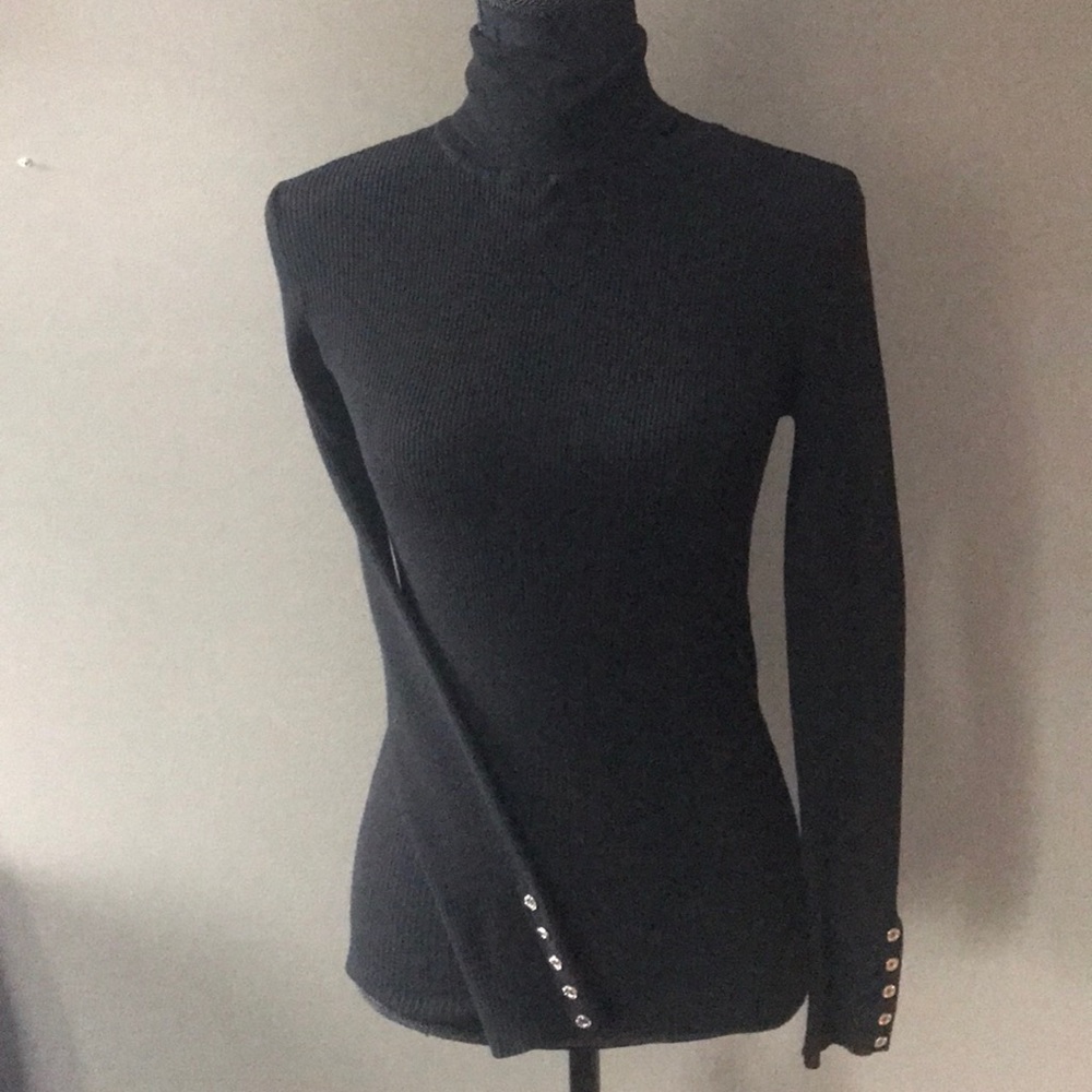 White House Black Market Black Top Size M